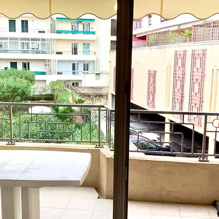 Дом отдыха Paloma Center Антиб